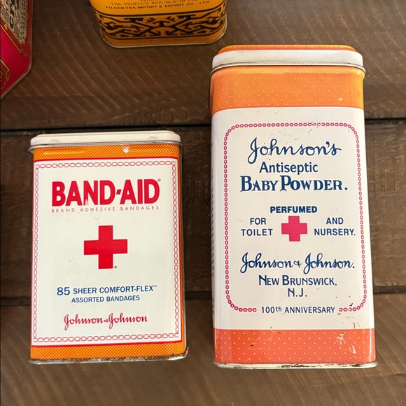 Tin Container Collection - Picture 3 of 8